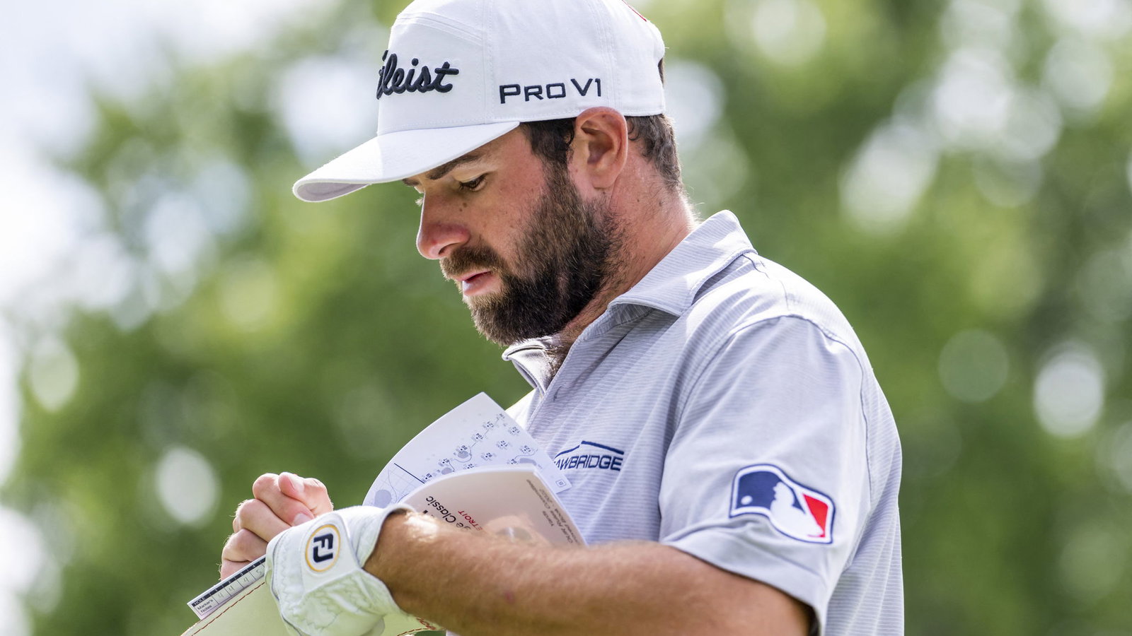 Rocket Mortgage Classic R2 | Young fires 63, Theegala "plays like a 5 handicap"