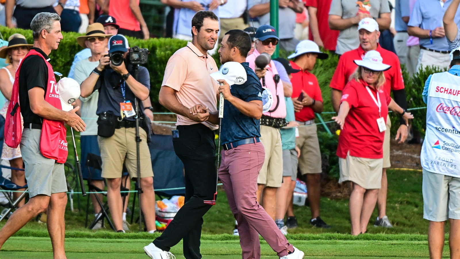 Scottie Scheffler's lead at East Lake reduced by X-man's superb finish