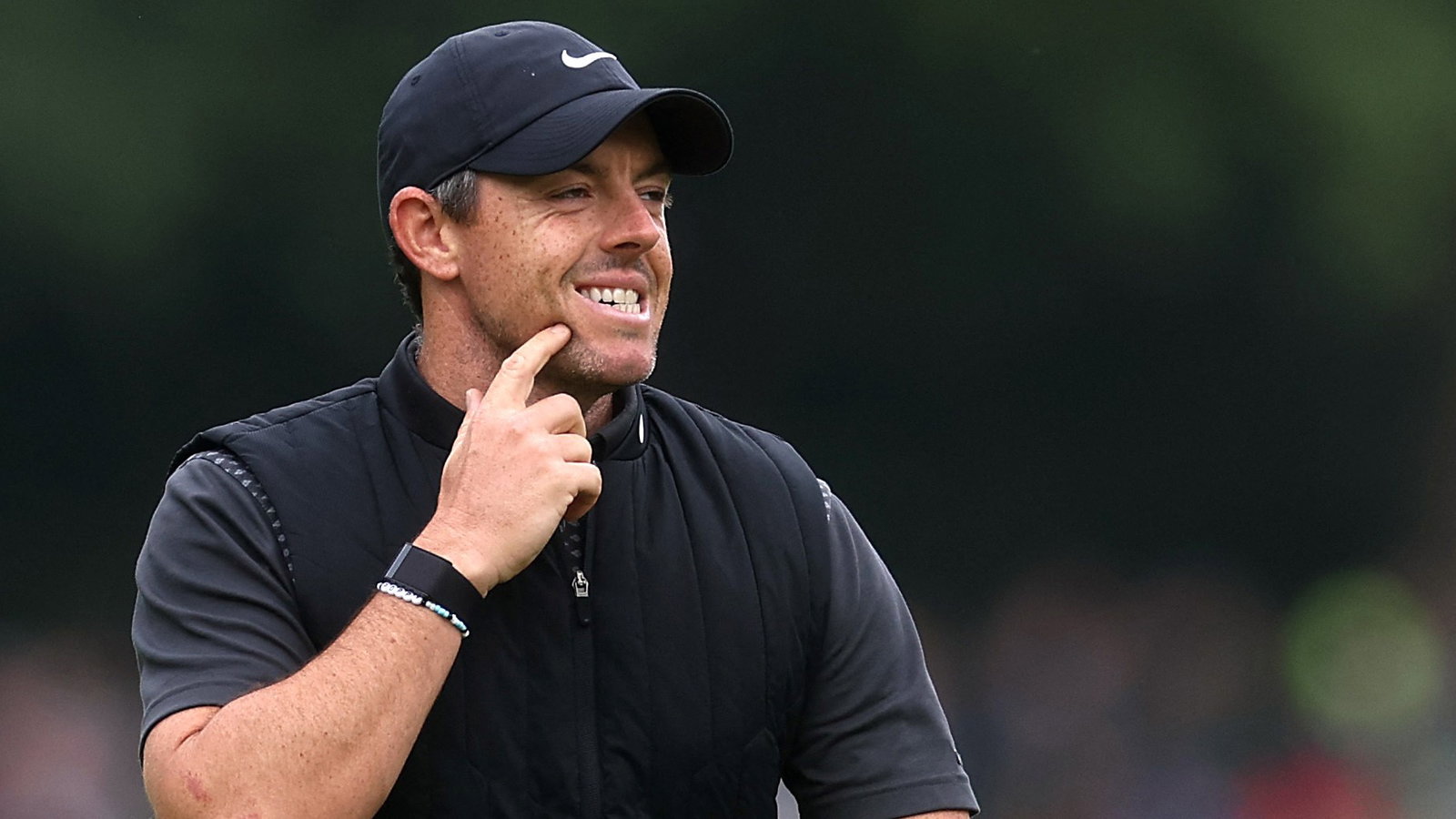 Rory McIlroy laughs as he DUFFS SHOT at BMW PGA Championship