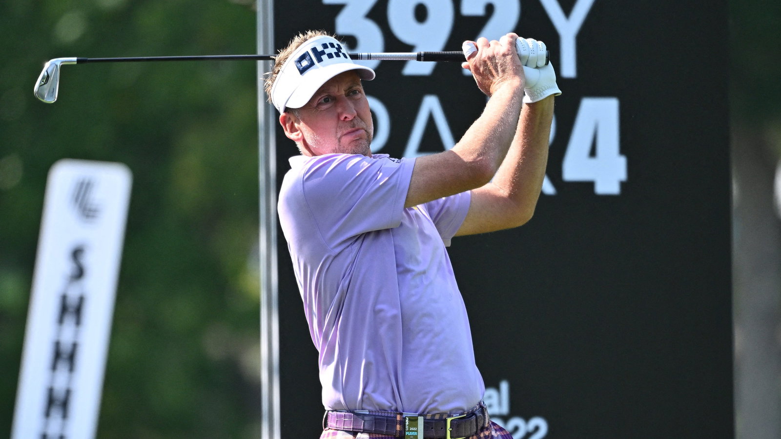 Ian Poulter shares strong view on Henrik Stenson's split with Swedish Golf Fed.