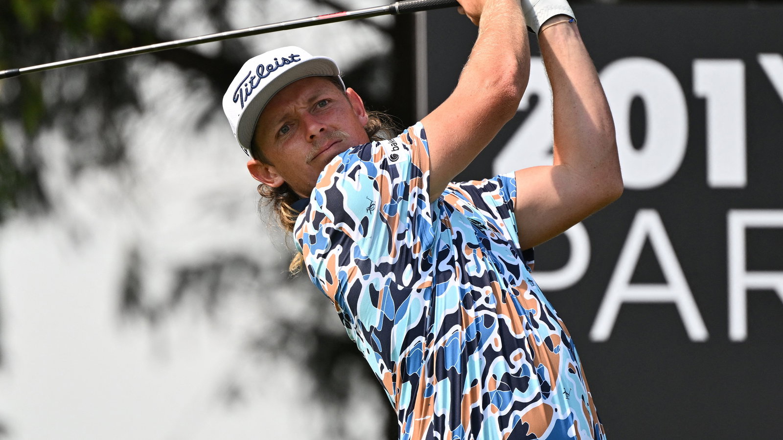 Cameron Smith turns tables on Dustin Johnson, leads by three at LIV Golf Chicago