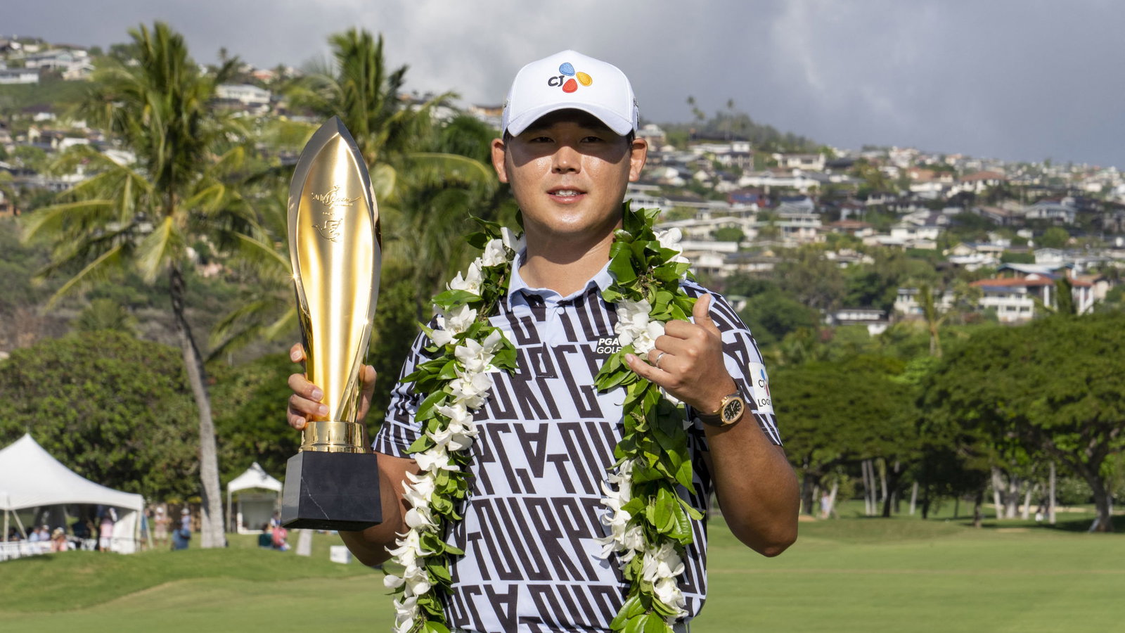 Si Woo Kim produces EPIC FINISH to win Sony Open on PGA Tour