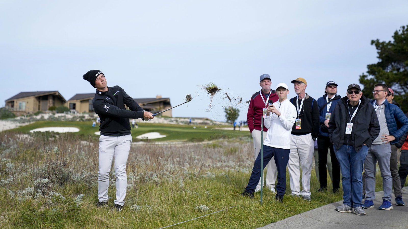 Strong winds force AT&T Pebble Beach Pro-Am into Monday finish