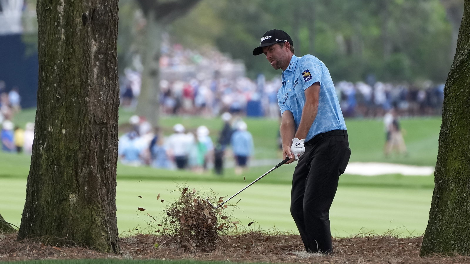 Major champion SPLITS with caddie who joins up with rising PGA Tour star