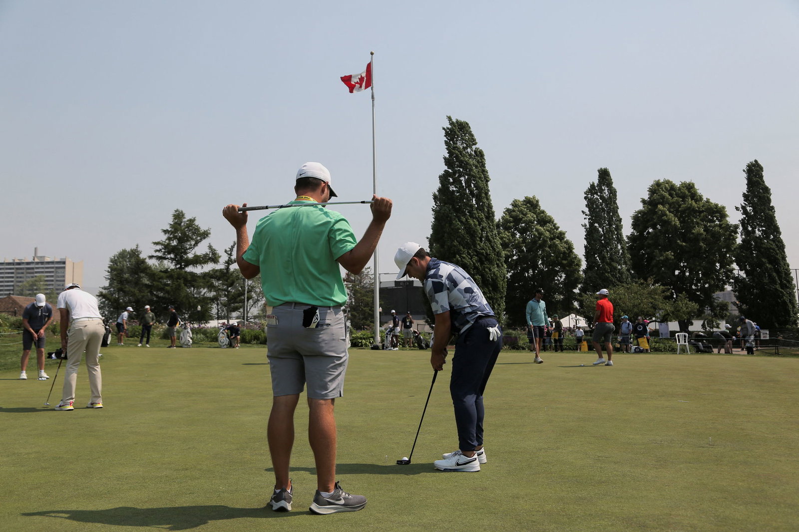 Stadium Golf Tour tees off at Twickenham in a bid to help grow the game