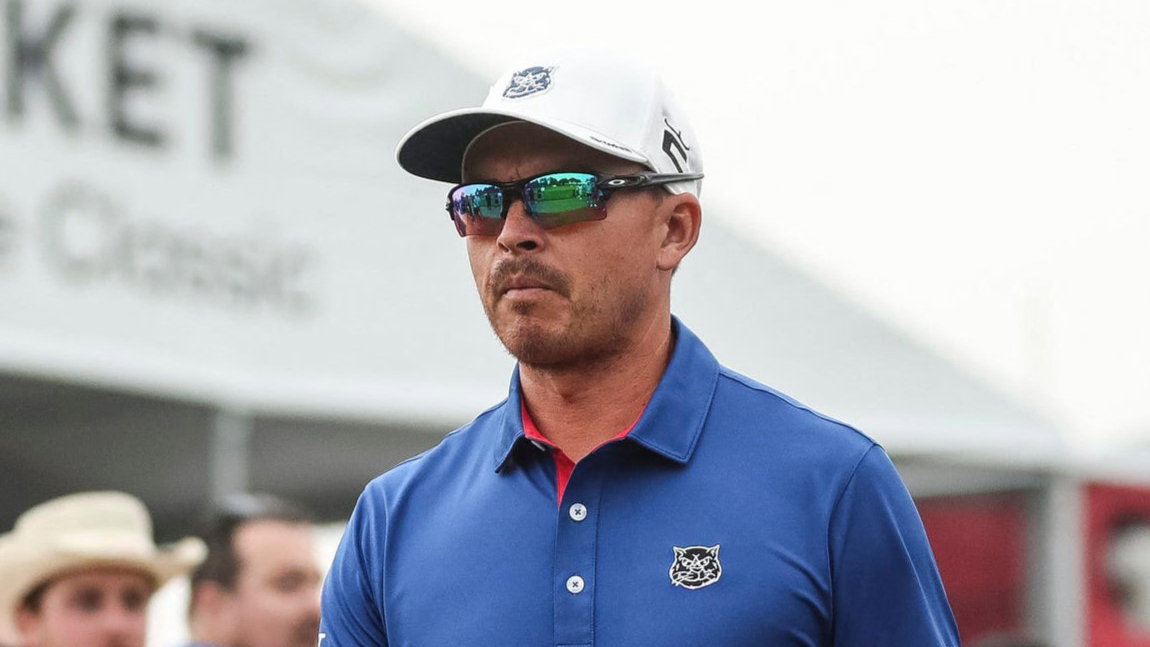 Rickie Fowler in contention again: 