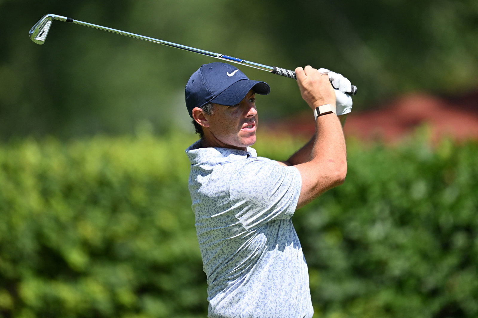 Watch: Golf fan GIVES IT LARGE after finding Rory McIlroy's ball