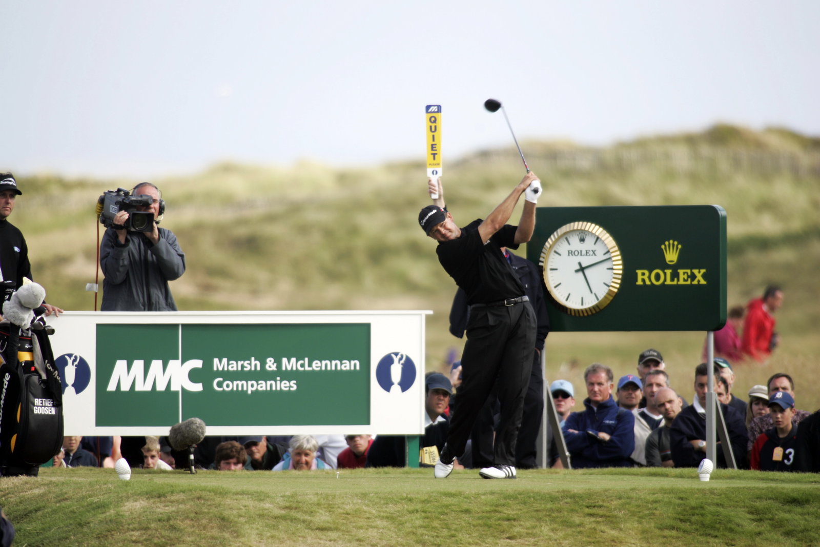 Point golf club at target for maximum speed