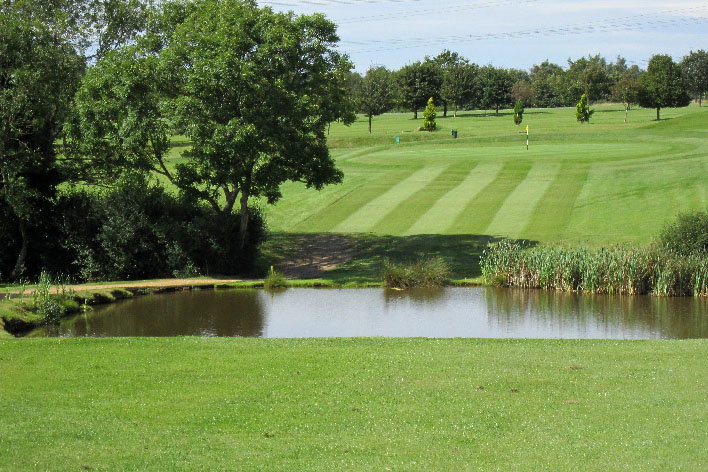 Ten golf driving ranges in Southampton