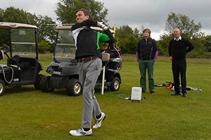 Toughest Golf Shots: chipping from deep rough