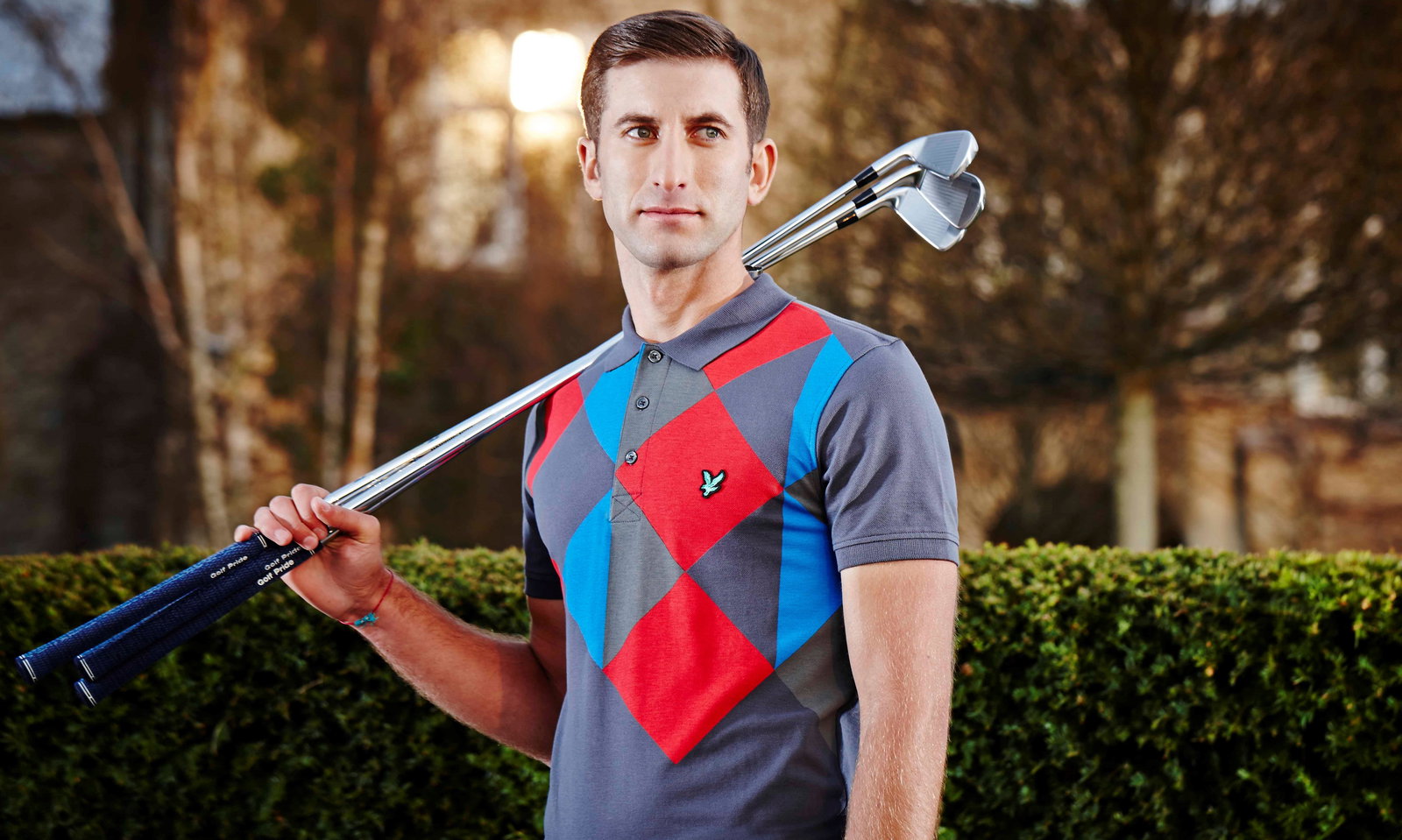 Oscar Jacobson Bradley sweater