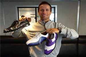 Group test: Women's drivers