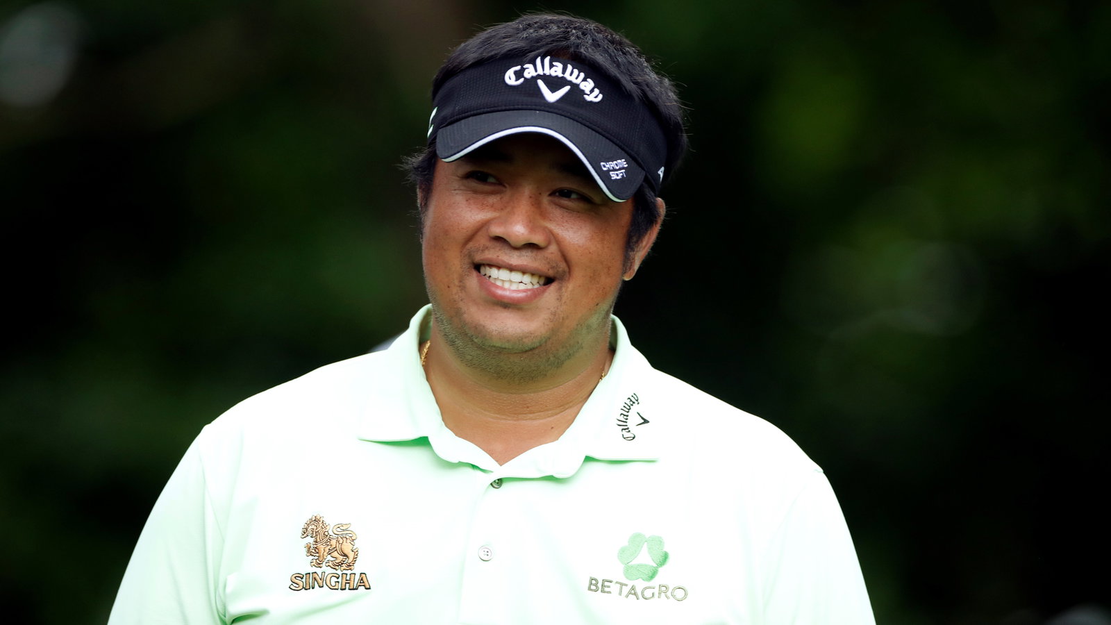 WATCH: Kiradech Aphibarnrat gets SOAKED after playing shot out water at BMW PGA!