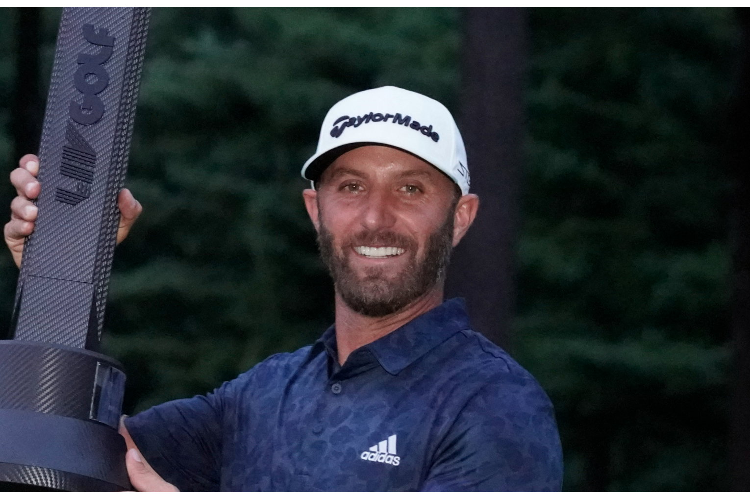 dustin johnson chewing tobacco Spitting with anger! | Golf News Why Tiger Woods' gum habit