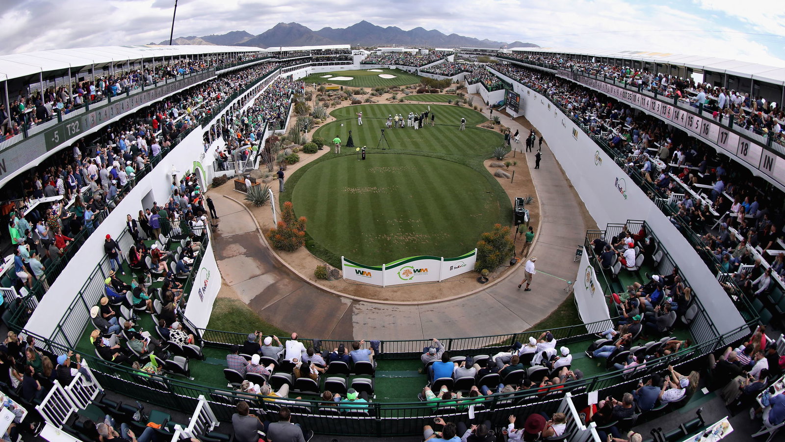 PXG golf clubs stolen by thief on 16th hole at Phoenix Open...