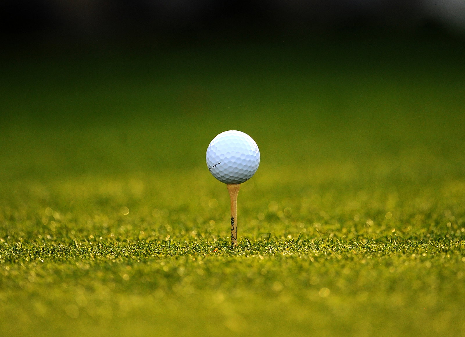 Tiger Woods stars in Bridgestone golf ball ad, takes massive dig at Pro V1