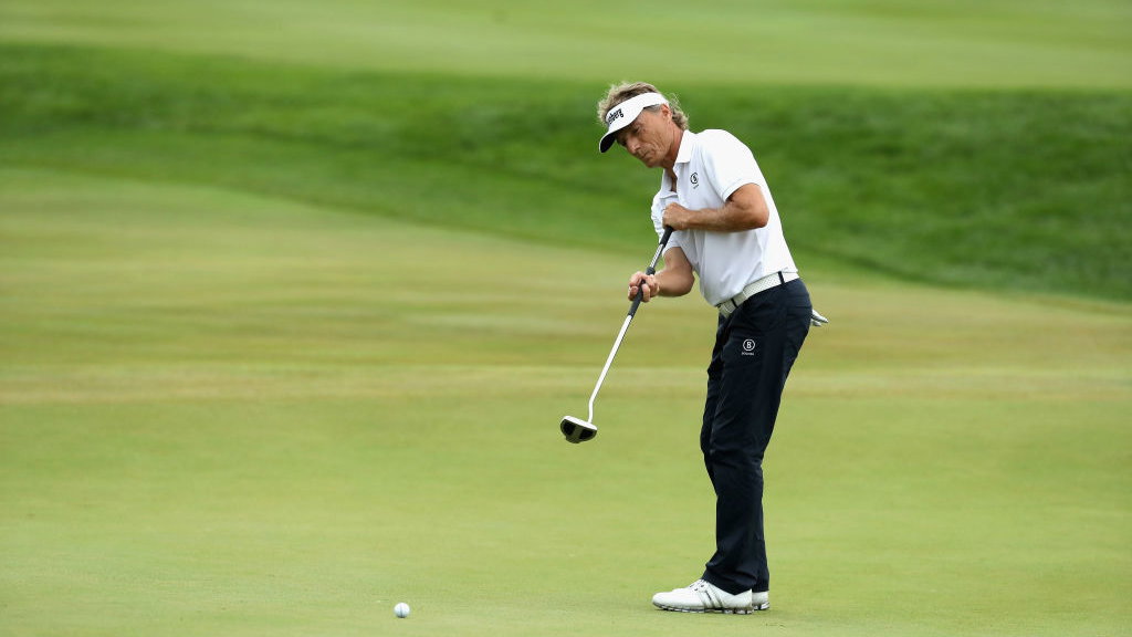 hank haney asks is bernhard langer still anchoring the putter