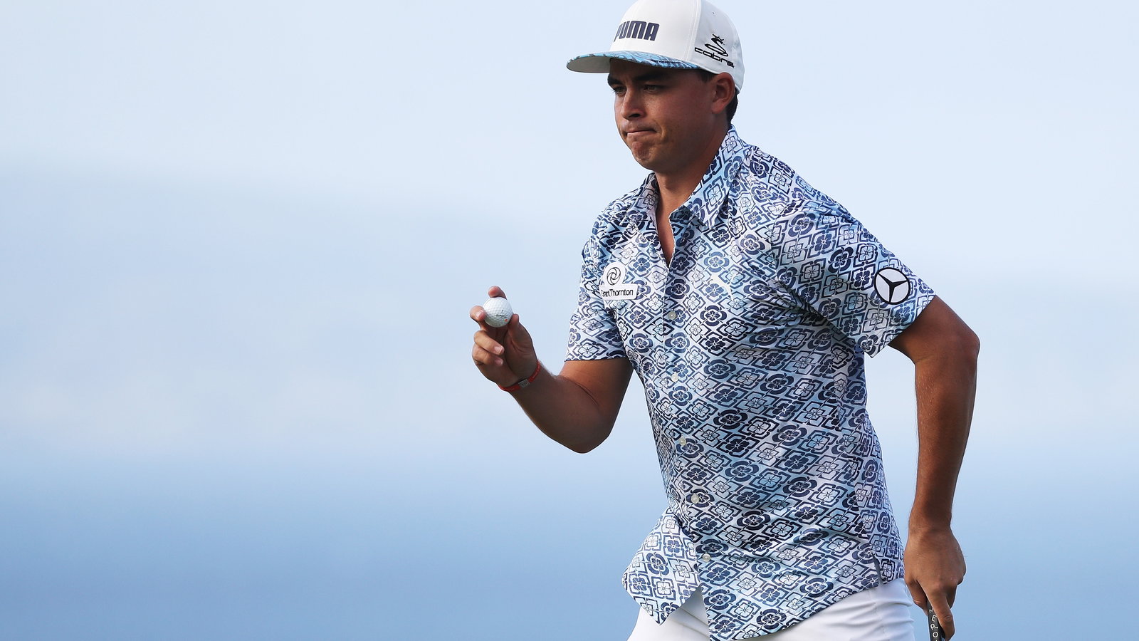 rickie fowler wears untucked hawaiian shirt, social media loses it