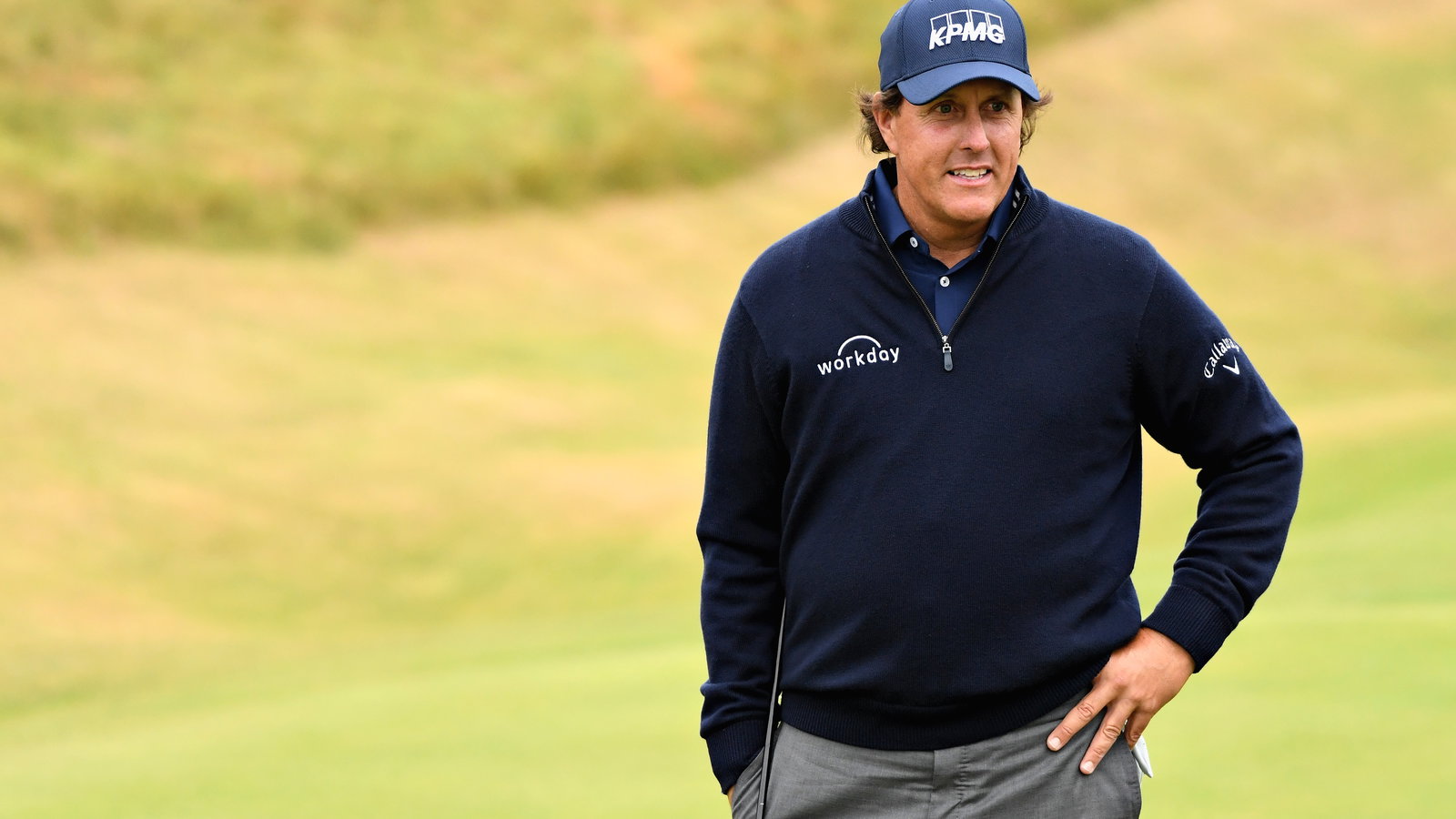 Mickelson takes aim at commentator Chamblee