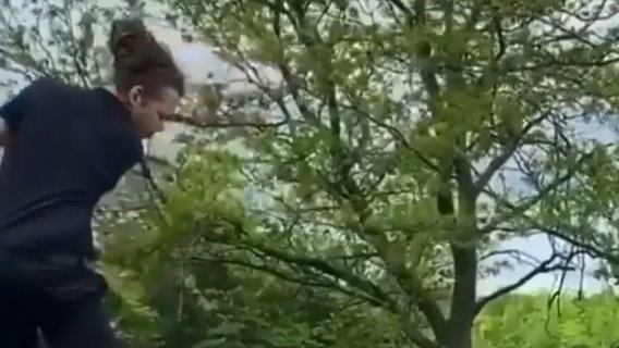 The next Phil Mickelson? Nope! WATCH this lefty have an ABSOLUTE MARE on the tee