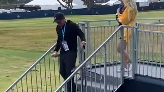 Phil Mickelson brings chair over for Jon Rahm's wife and baby at US Open