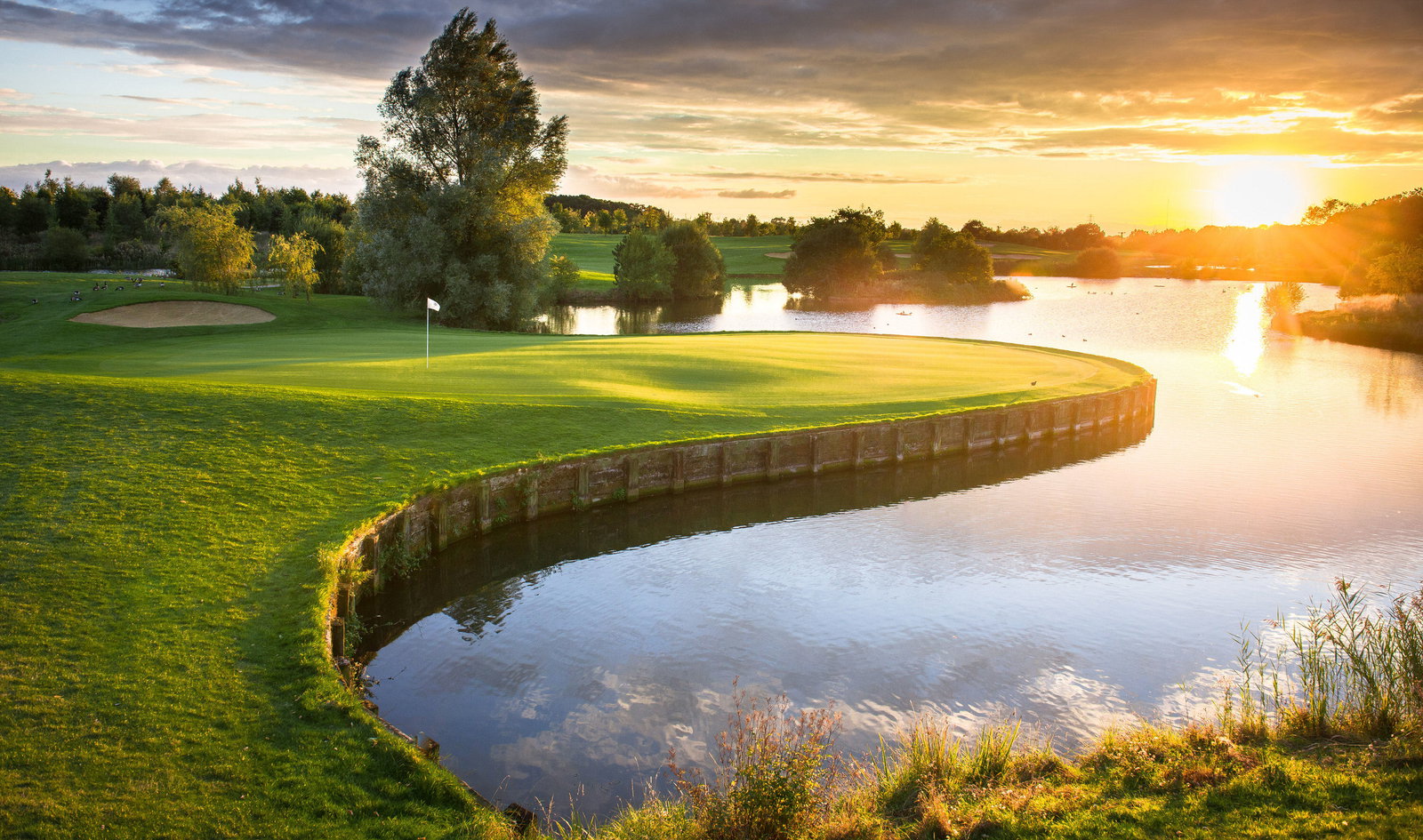 Els thrilled with result of Wentworth redesign