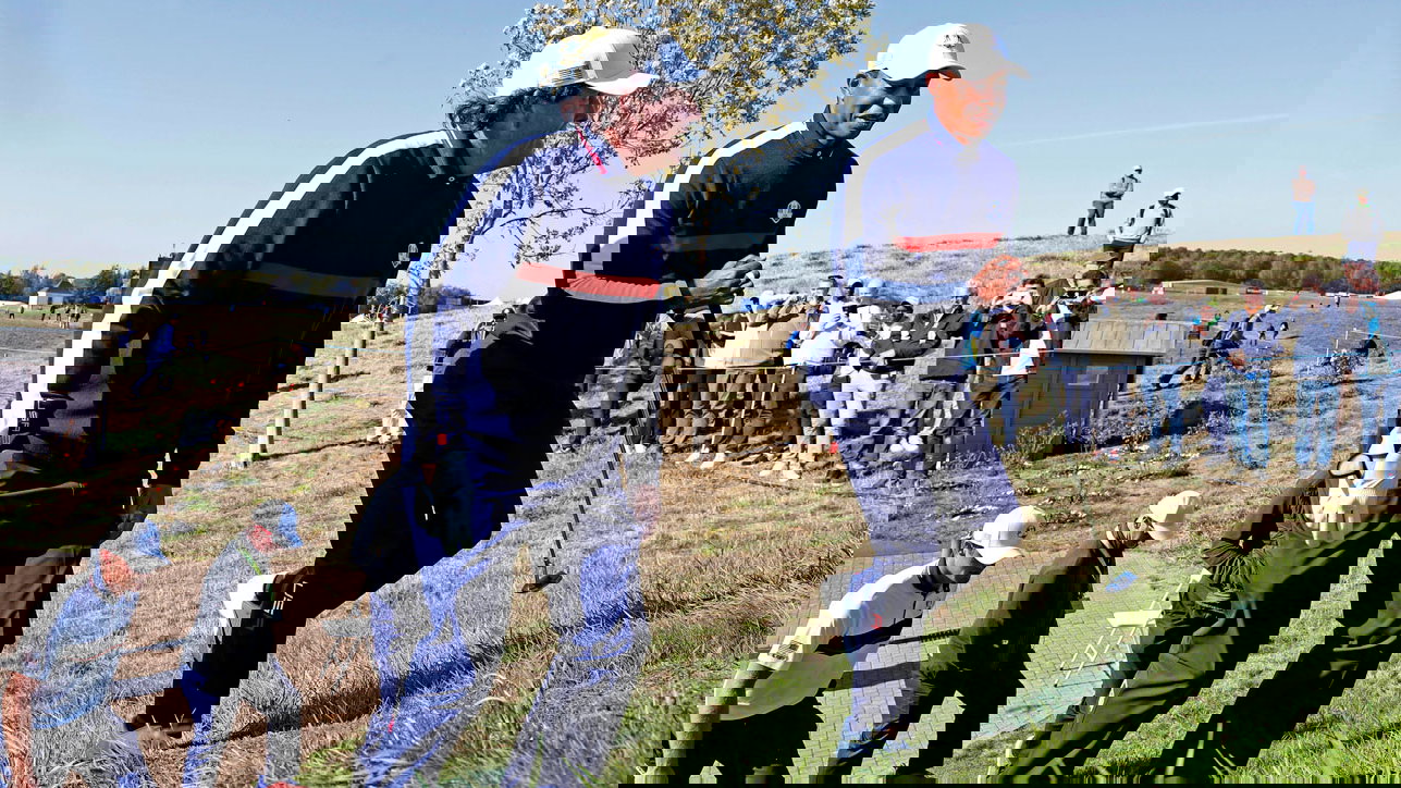 Tiger Woods stuck with Phil Mickelson in Ryder Cup practice group