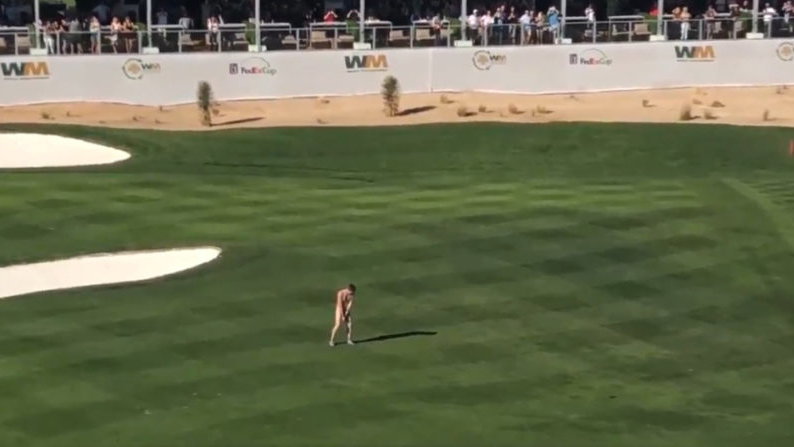 streaker goes mental at phoenix open