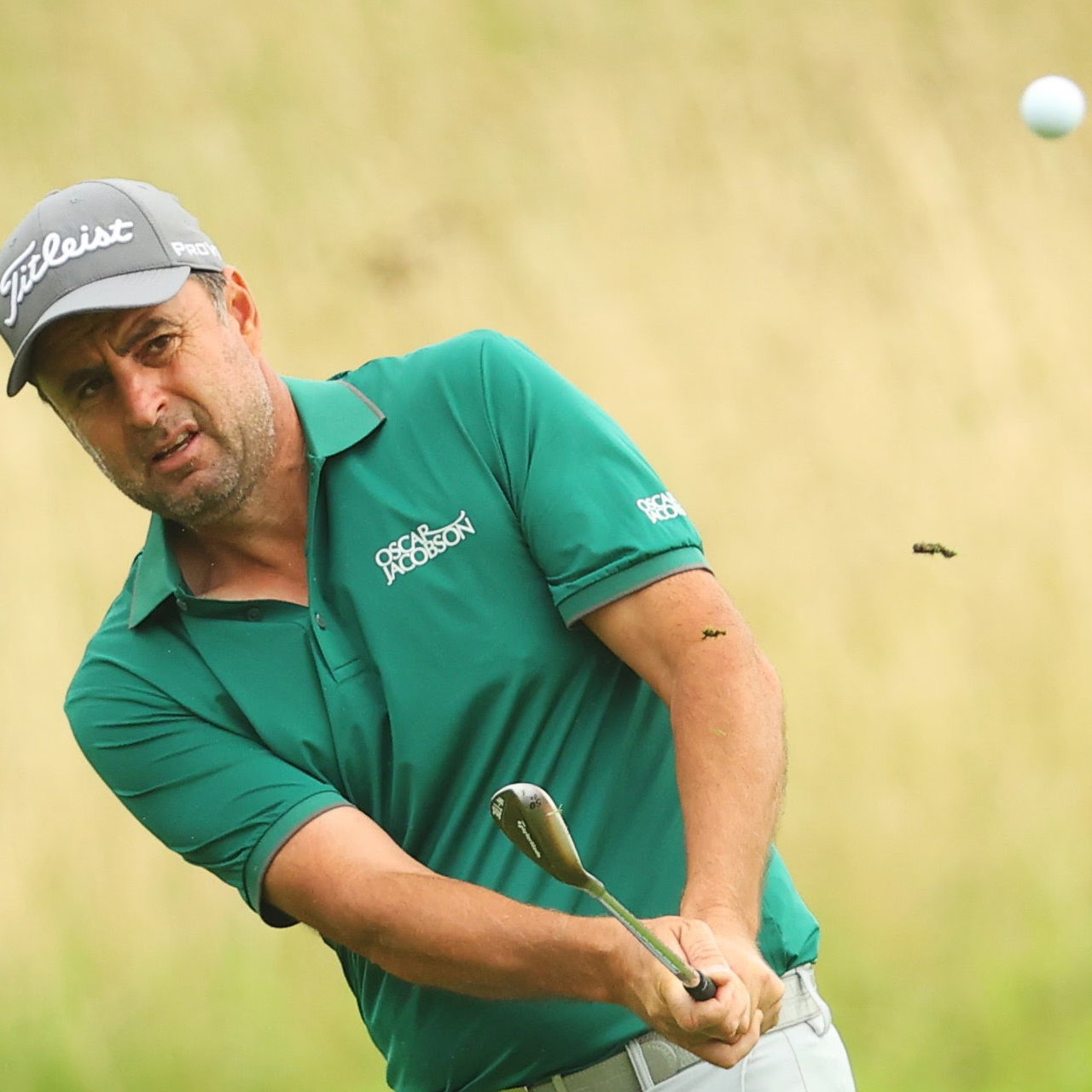 Richard Bland sets the early pace at the Cazoo Classic at London Golf Club