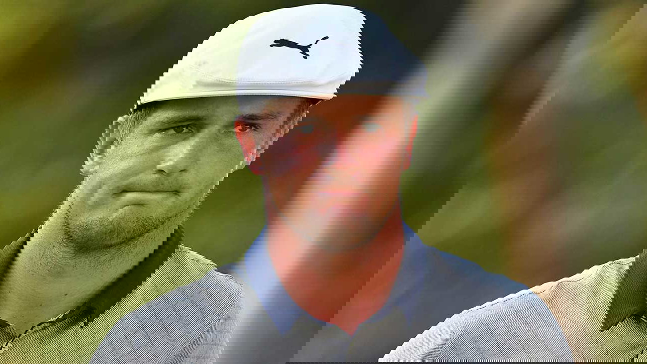 WATCH: Bryson DeChambeau simulates dew at Tour Championship