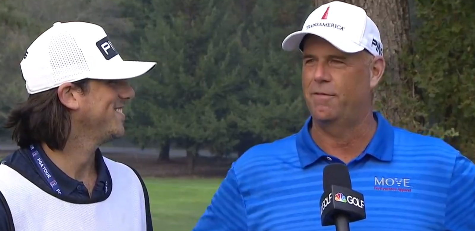 PGA Tour pro causes a stir with ONE-HANDED chip