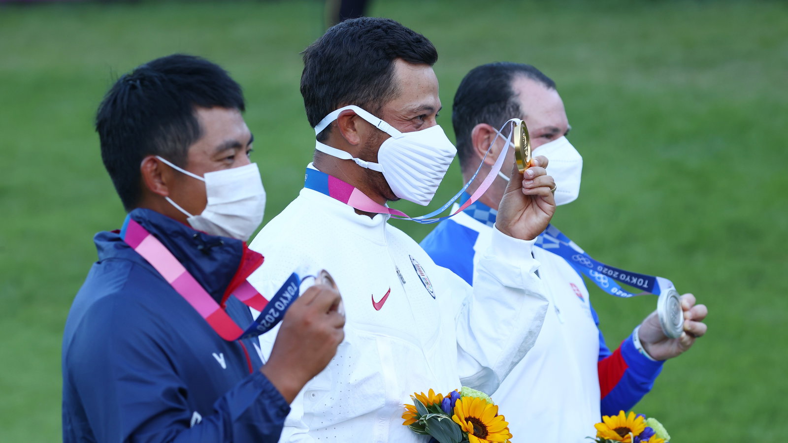 You will not believe how much CT Pan's BRONZE medal at the Olympics is worth!