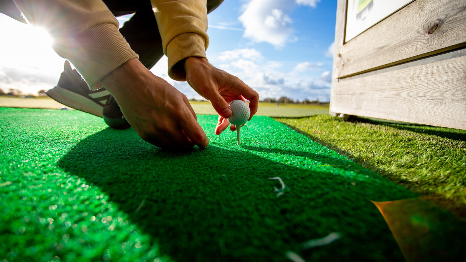 iGolfball becomes WORLD's FIRST artificial intelligence golf ball selector