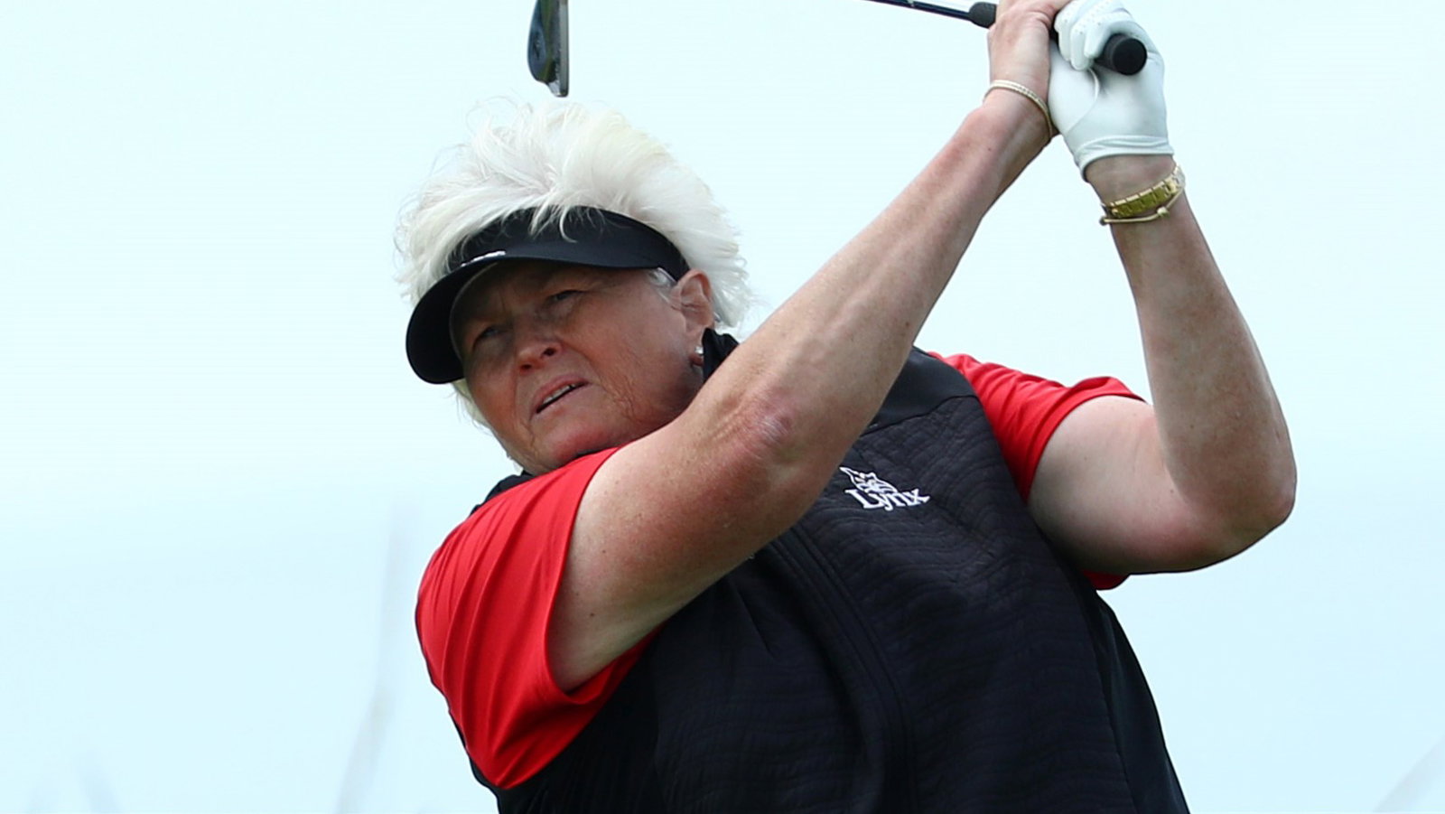 Laura Davies withdraws from AIG Women's Open as Ally Ewing hits the front in R1