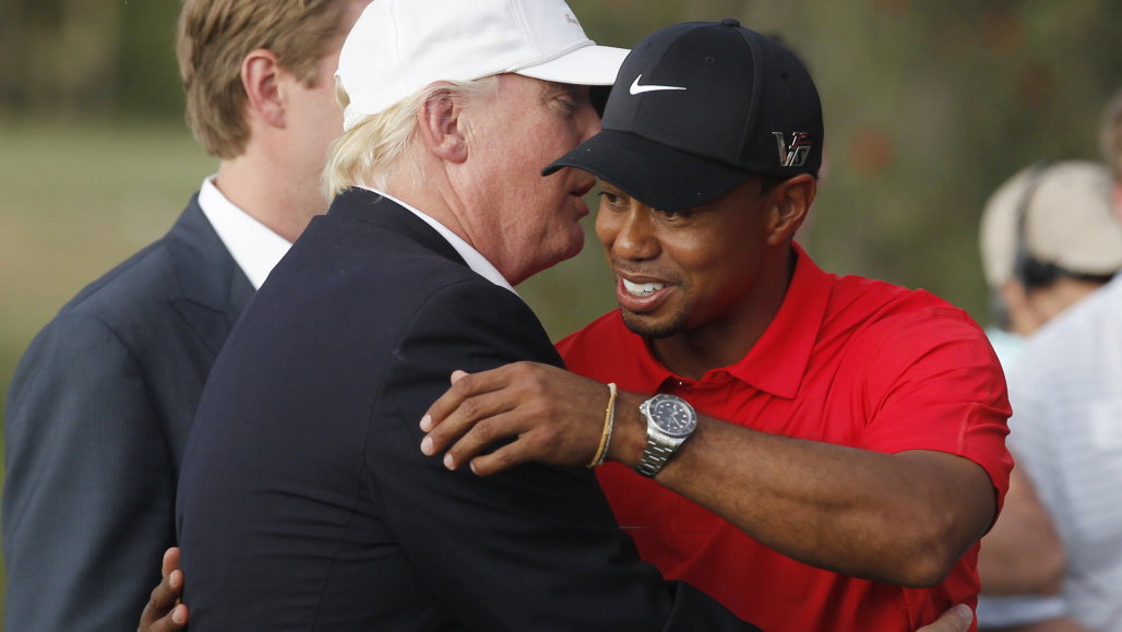 Doanld Trump tweets support of Tiger Woods: "He is very smart"