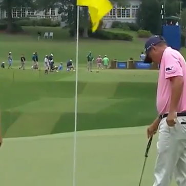 WATCH: Jason Dufner SMASHES his putter against the flag at Wyndham Championship