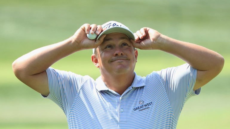 WATCH: Jason Dufner makes birdie, gives it SIX FIST PUMPS! 