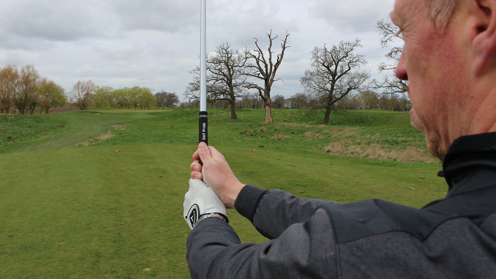 how to hold the golf club step by step guide