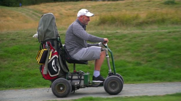 One-legged golfer sues golf course run by council for discrimination