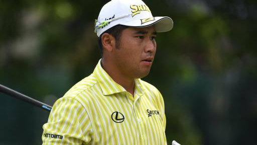 WATCH: Hideki Matsuyama makes birdie after hilarious ONE-HANDED follow through! 