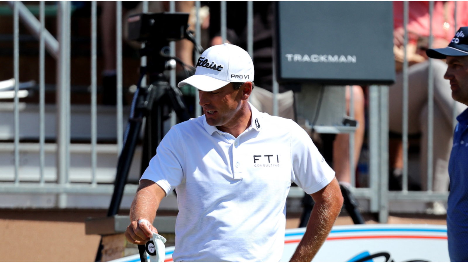 "Players don't give a s*** when it's your turn" Pro backs up Howell