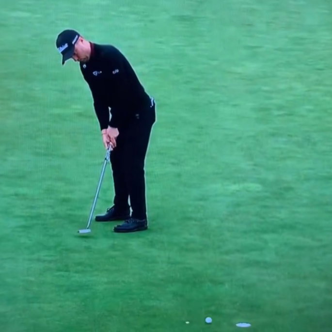 Justin Thomas unleashes F-bomb after missing birdie putt on 18 at Pebble Beach