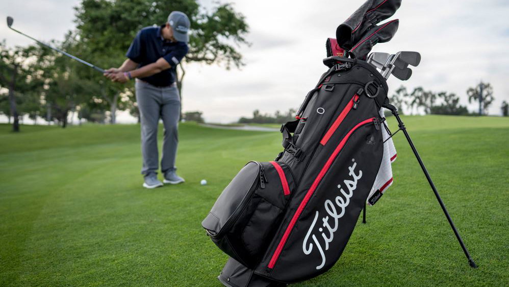 Titleist Introduces New Players and Hybrid Stand Bags