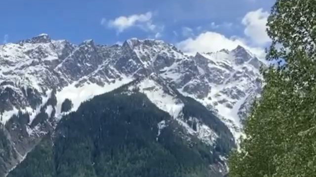 Golf fans react to possibly the best golf course view in the world