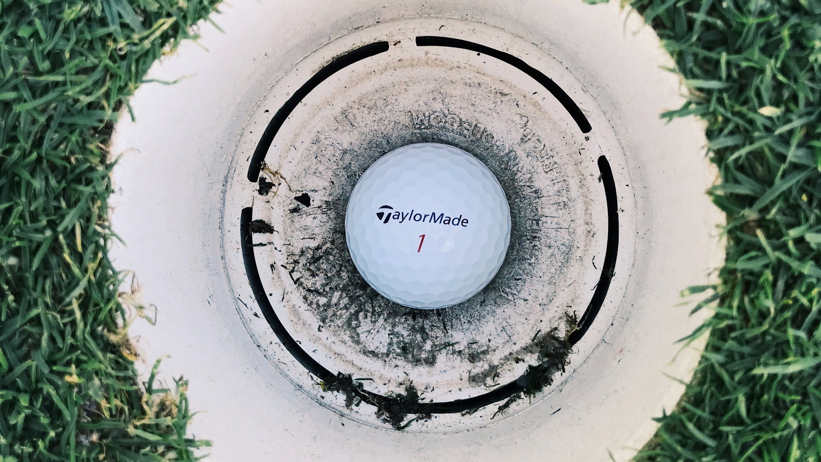 Incredible golf ball deals for MID-HANDICAP golfers