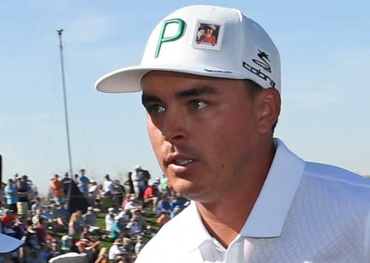rickie fowler honours young fan who died last week