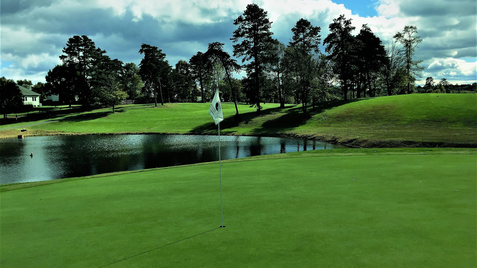 Golfer killed on the course after being struck by lightning