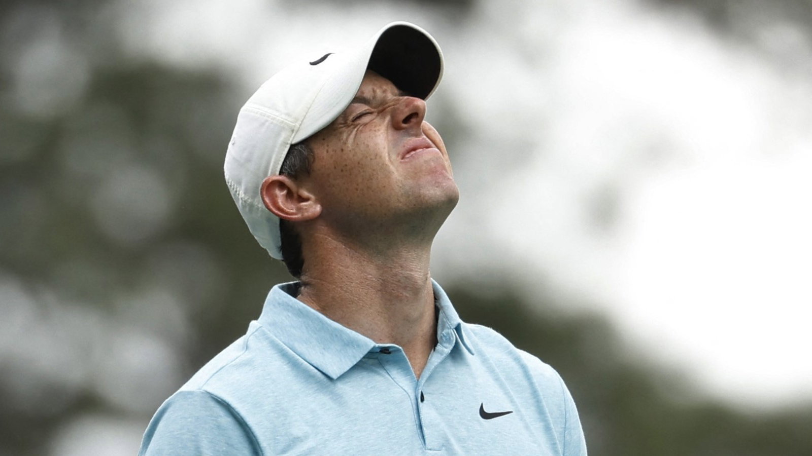 Rory McIlroy off to slow Masters start as he bids to complete career grand slam