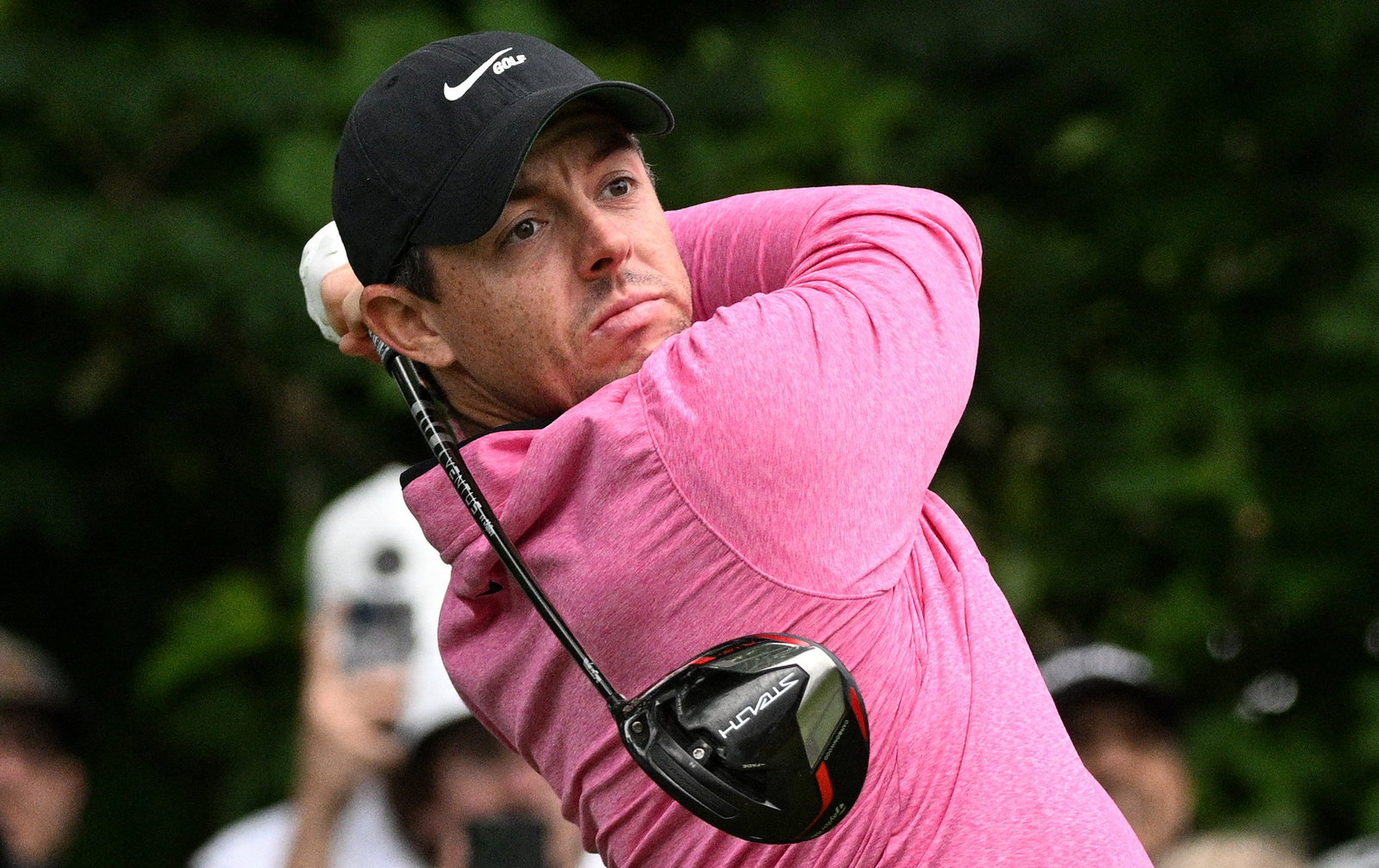 Canadian Open R2: Rory McIlroy in contention to defend title on PGA Tour