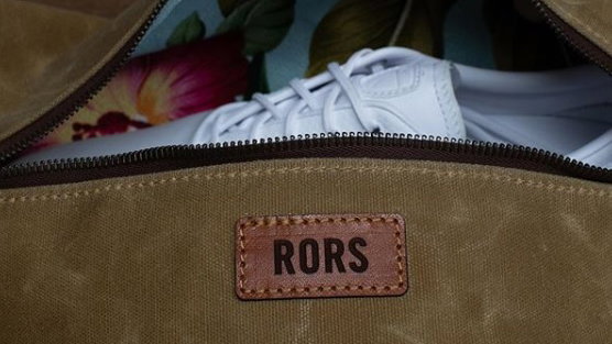 Rory McIlroy shows off his new Nike Golf shoes... golf fans divided!